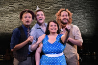 WOZ: A Rock Cabaret That Falls Short of Expectations