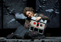 Ailyn Perez in "Faust" at Lyric Opera of Chicago