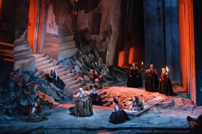 Review: 'Elektra' at Lyric Opera of Chicago
