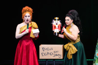 Jinkx Monsoon and BenDeLaCreme in the 'Jinkx and BenDeLaCreme Holiday Show.'